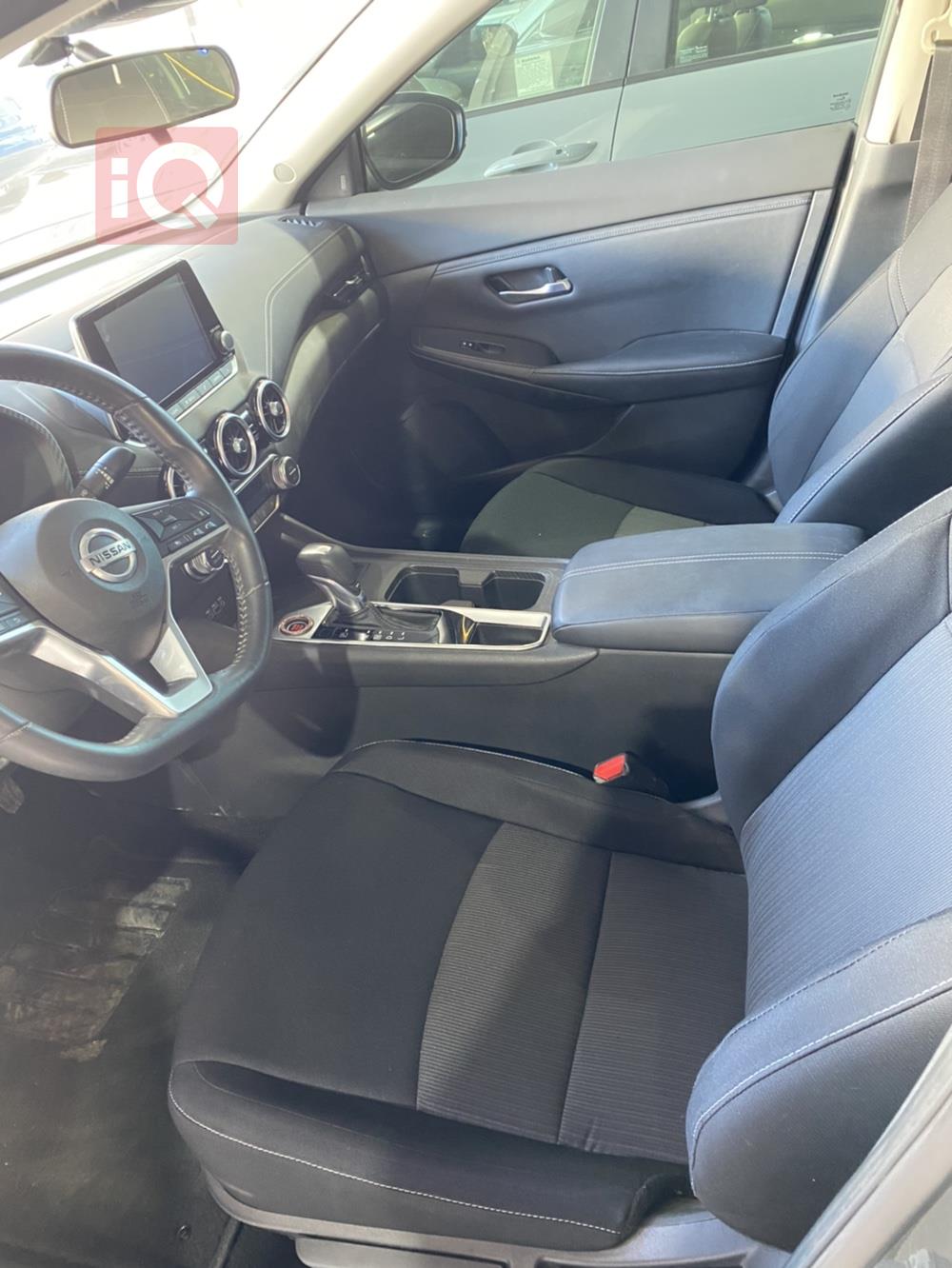 نيسان سنترا